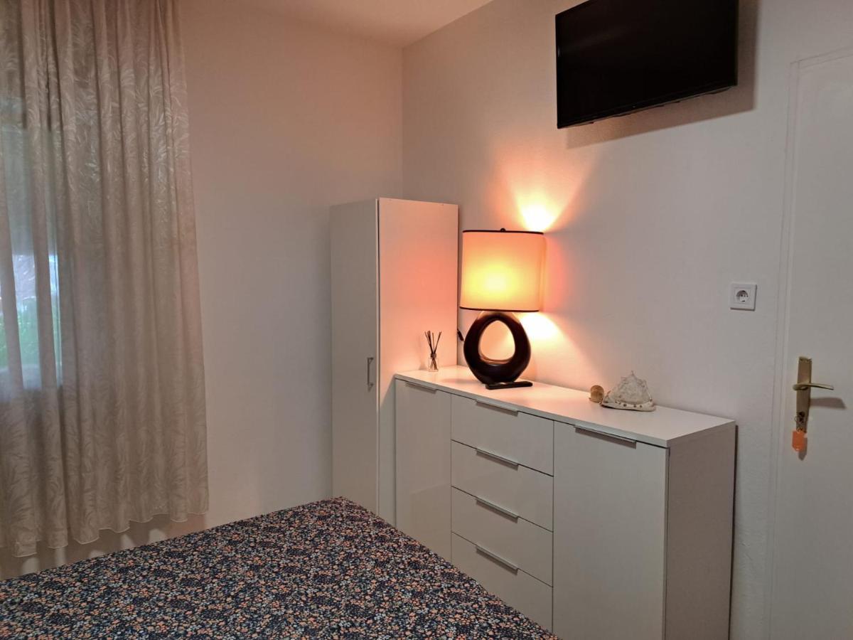 Zefir Apartments Premantura Kültér fotó